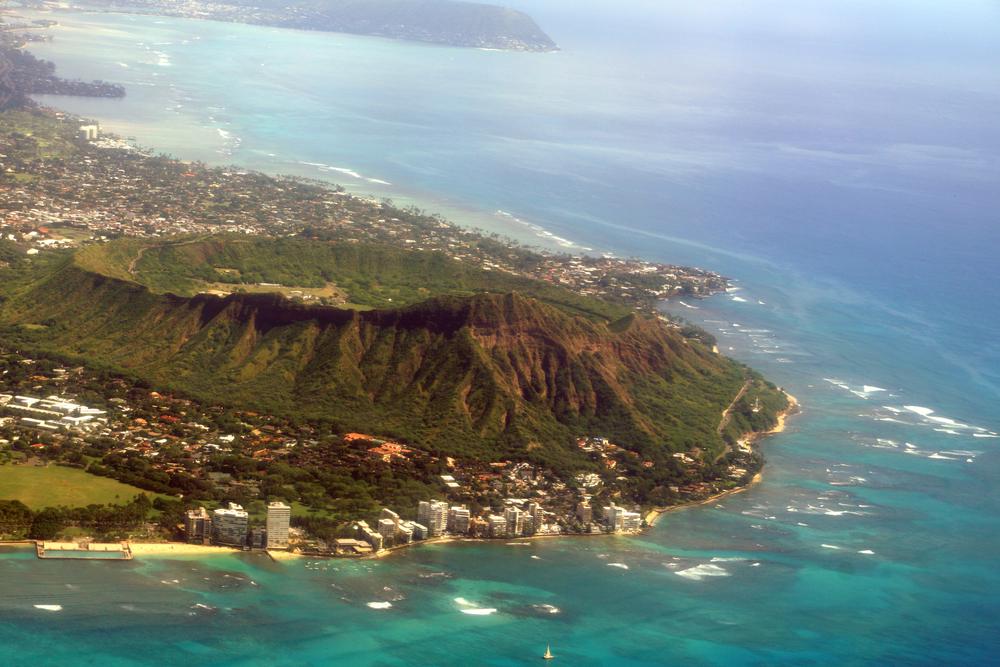 Best Hikes in Oahu that May Lead to Stunning Hawaiian Waterfalls