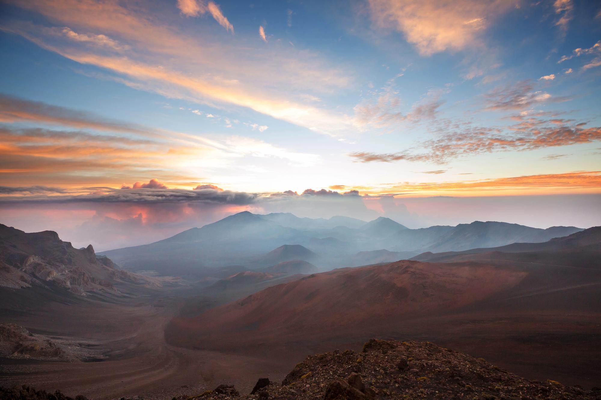 Amazing Hawaii Tours That Will Take Your Family Vacation to the Next Level - Sunrise at Haleakala Volcano in Maui, Hawaii