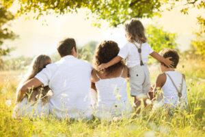 Reasons to Use a Travel Agent for Your Family Vacation - Family Time