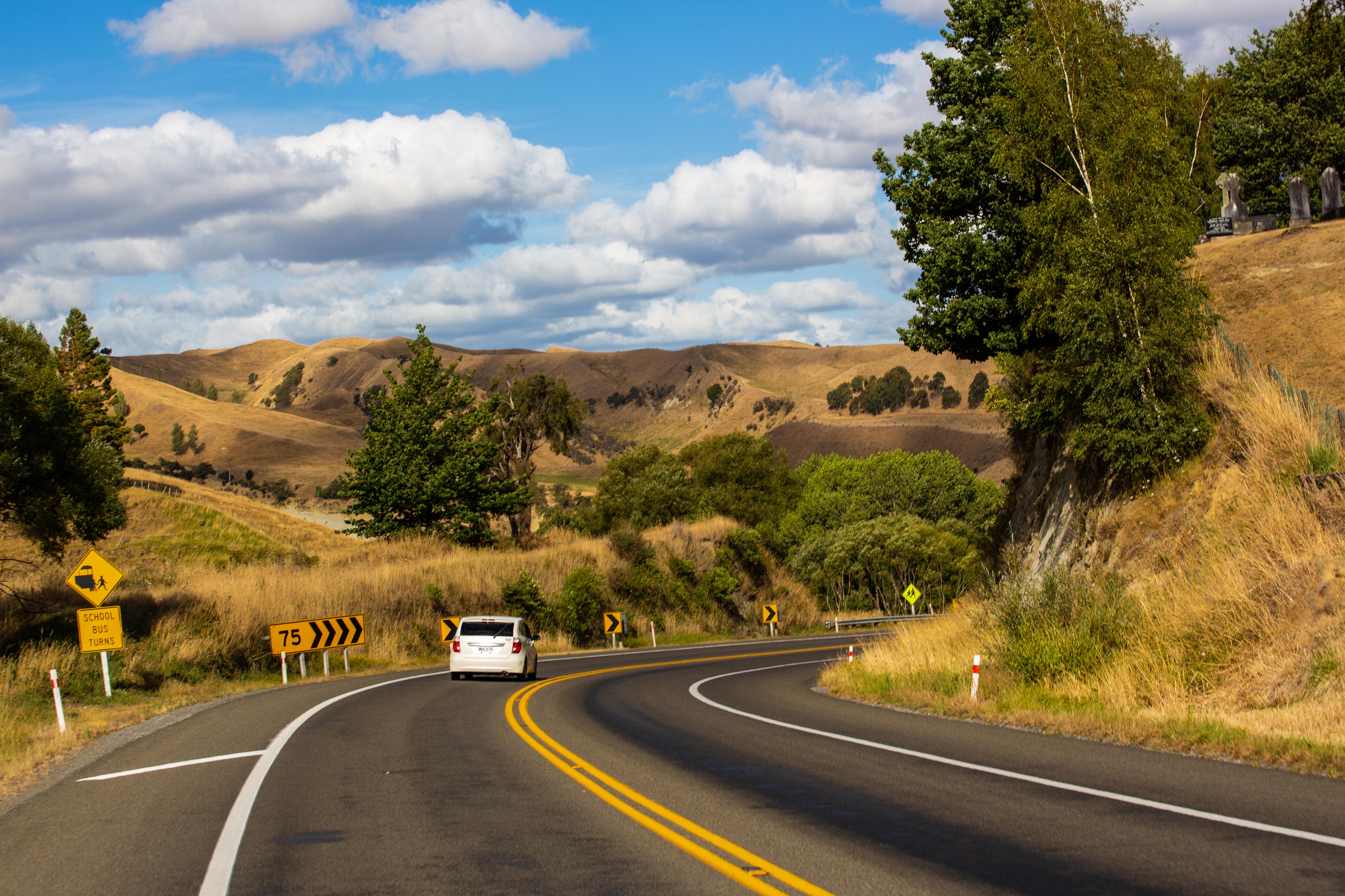 Best Ways to Travel in New Zealand - Road Trip in New Zealand by Rental Car