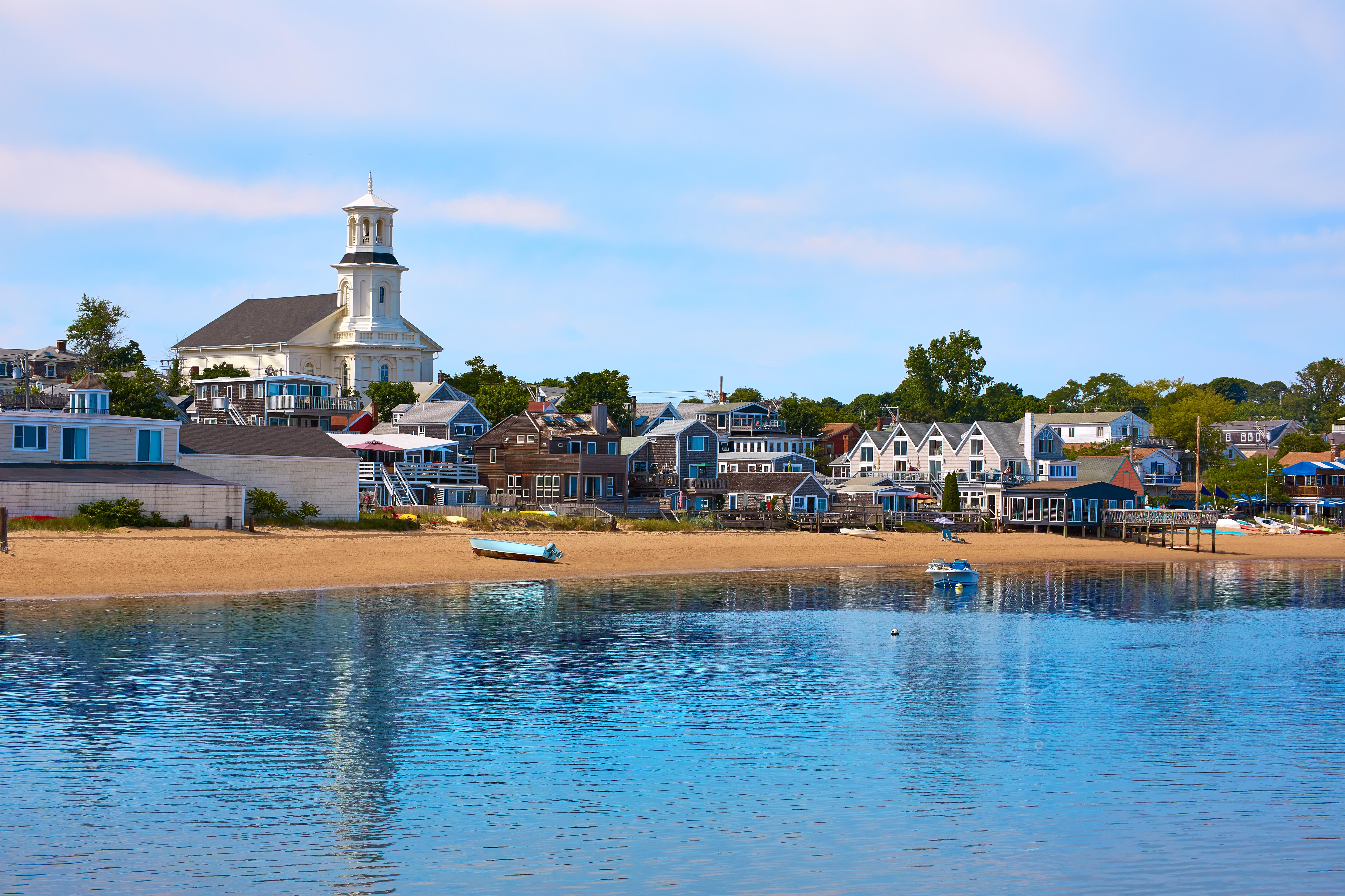 Best Things to Do in Cape Cod This Summer - Provincetown Beach Cape Cod