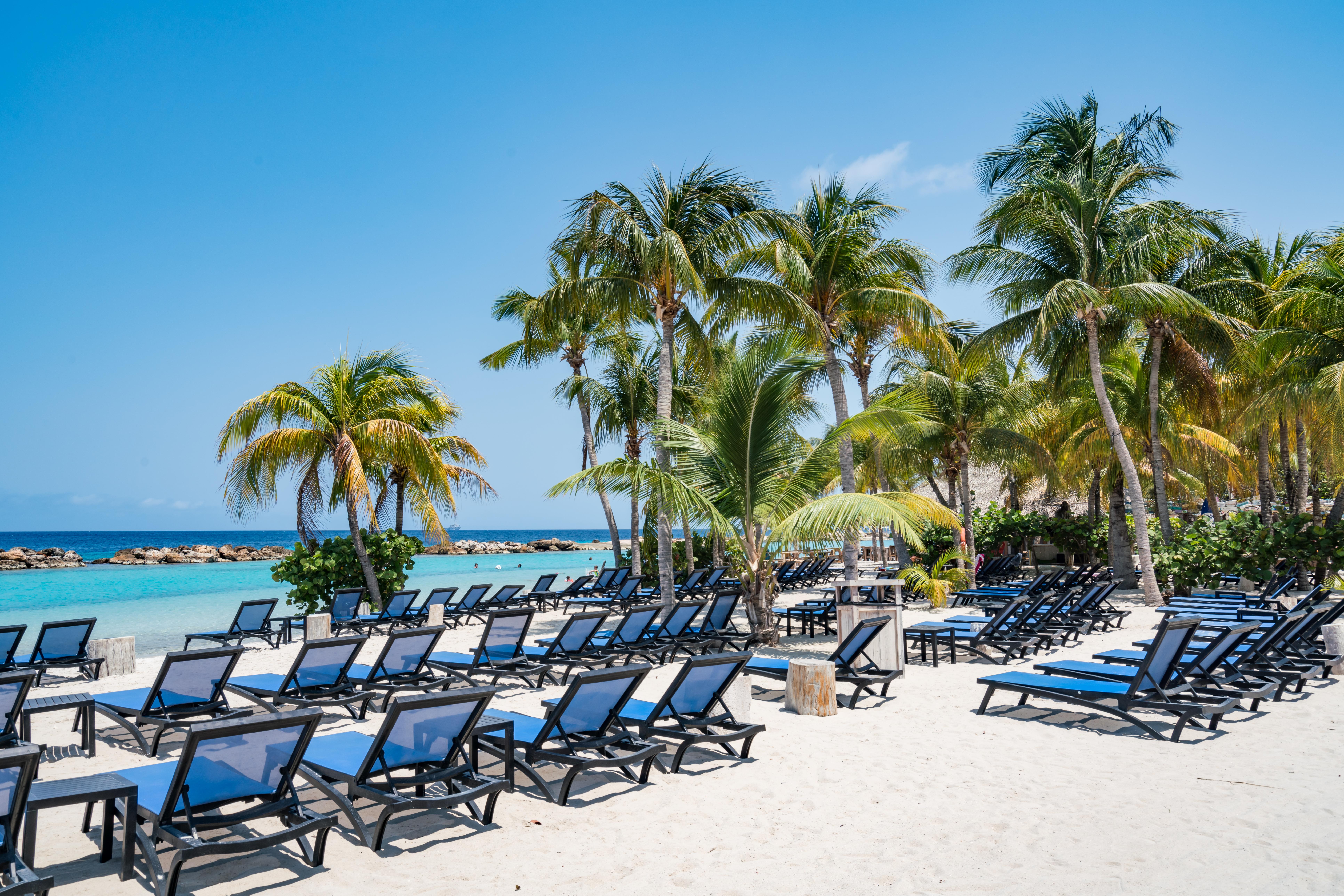 Make Memories with Your Family During an Amazing Vacation in Curacao - Mambo Beach in Curacao