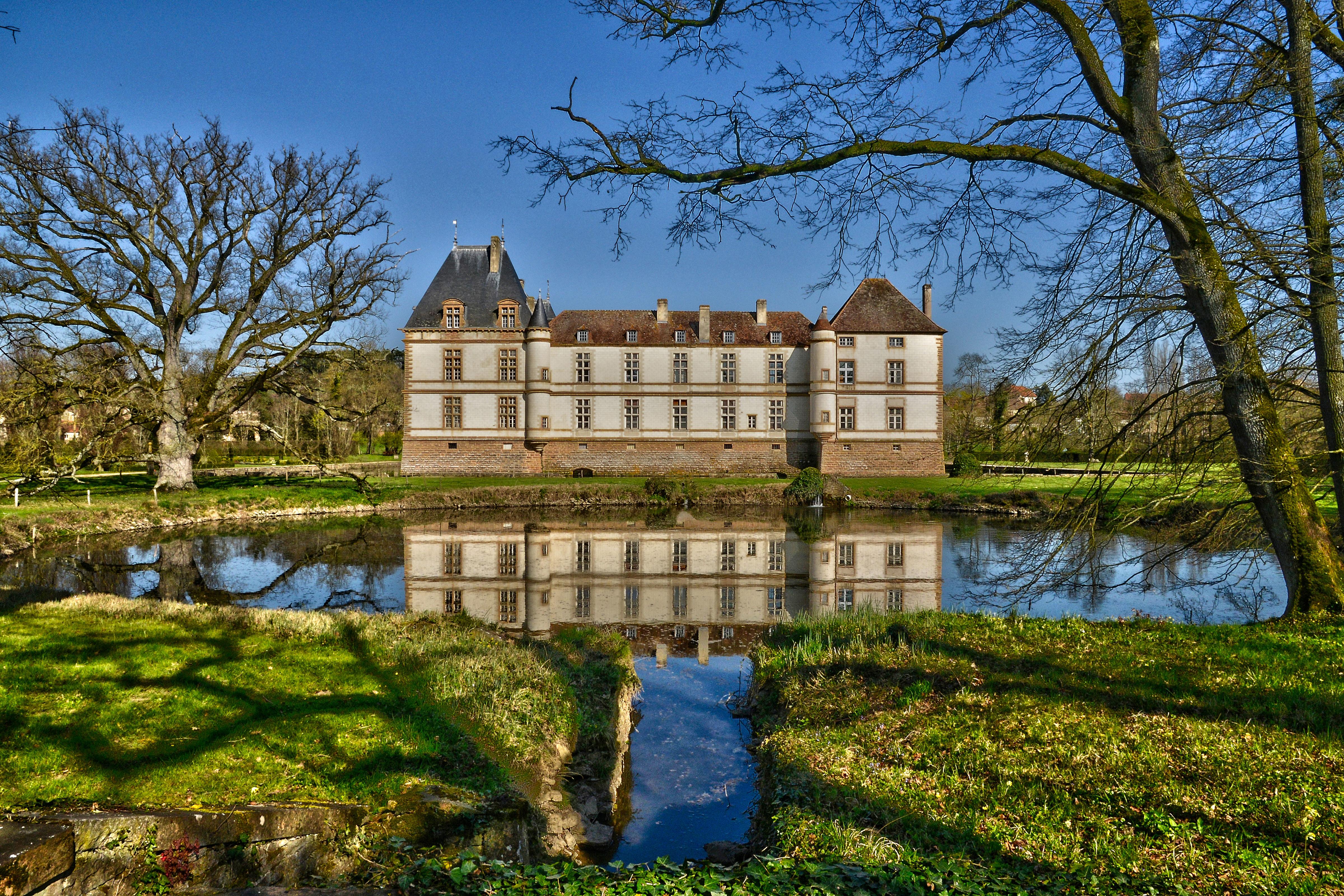 Take an Epic Cruise from Burgundy to Provence with Your Amazing Family - Castle of Cormatin in France
