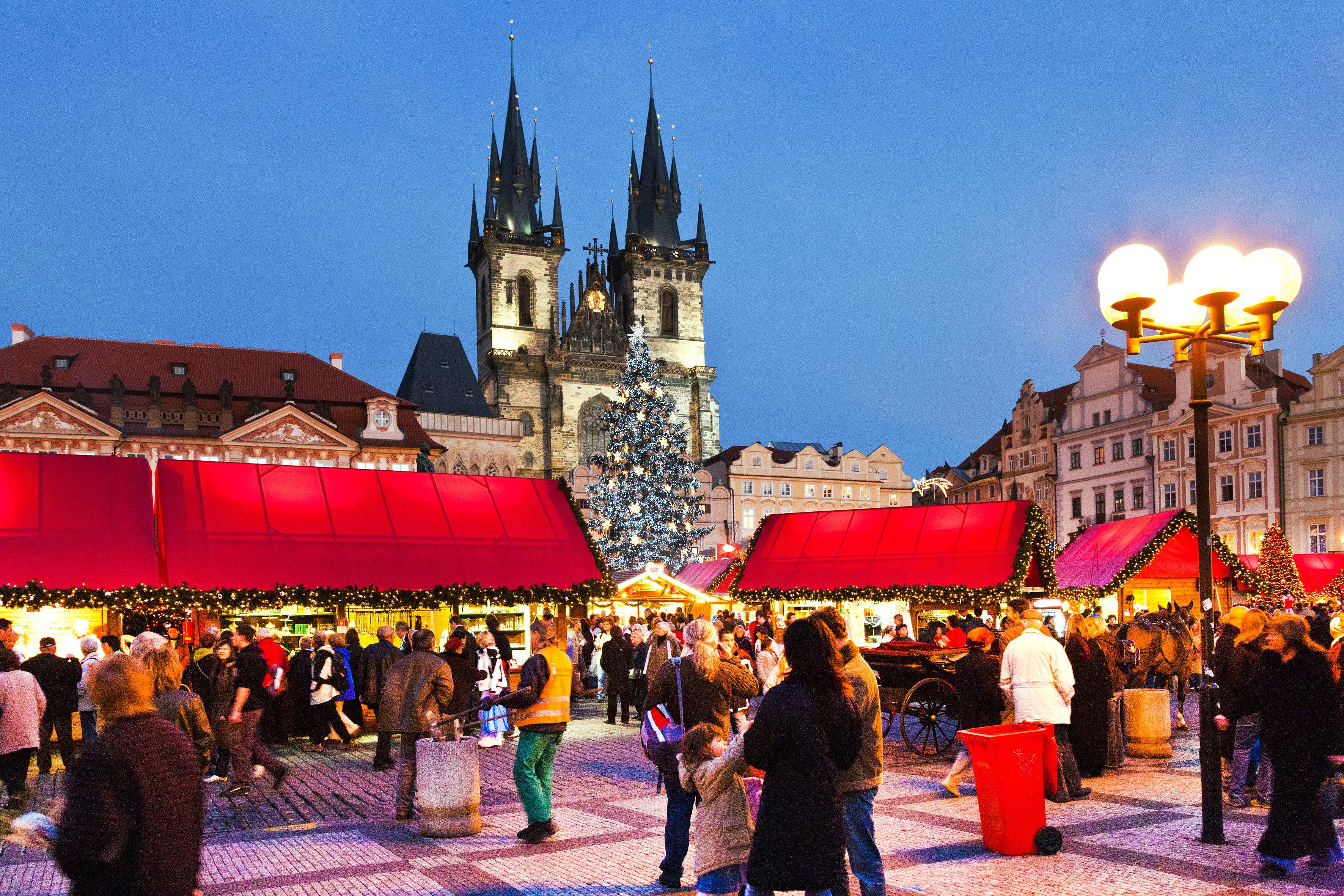 Experience These Amazing Things to Do in Europe During Family Vacations - Christmas Market in Prague