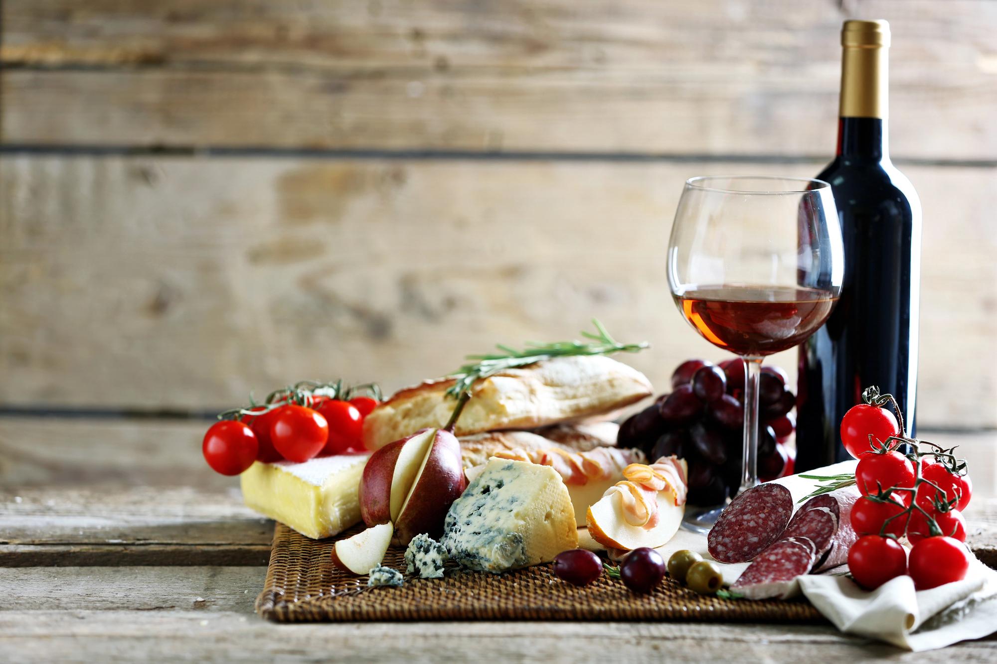 Top Destinations for Solo Female Travelers Who Love Food and Wine - Italian Food and Wine